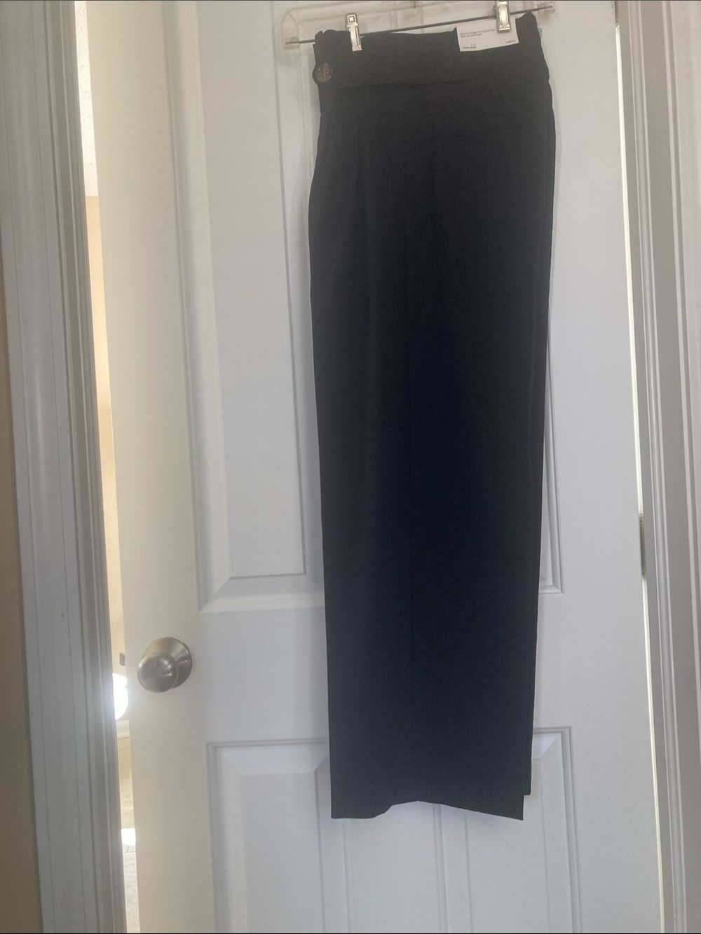 Ann Taylor Black Wide Leg Pants,👖, size-2P, pleats on front, 4 packets